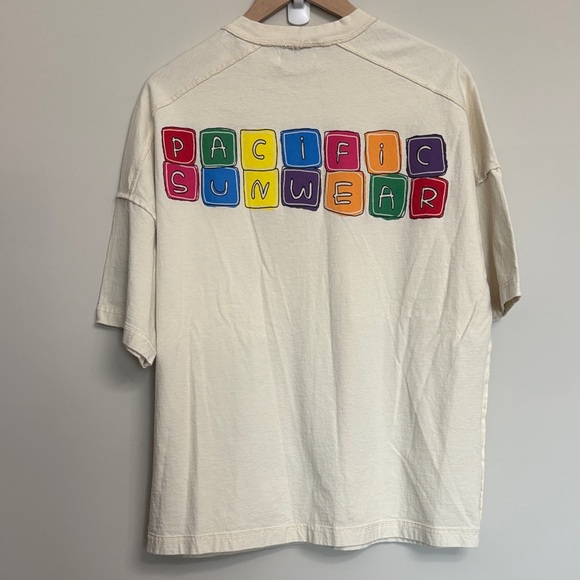 Pacific Sunwear Cream Tee with Yellow Sun & Green/Red Suitcase Graphic M Medium - Picture 3 of 5